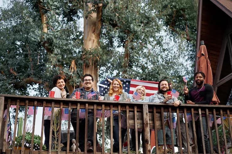 Full shot family celebrating 4th july