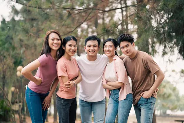 A group of friends standing arm in arm